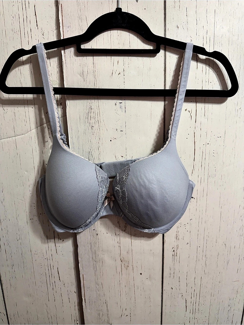 Victoria's Secret Body by Victoria Perfect Shape Floral Lace Bra 34DD